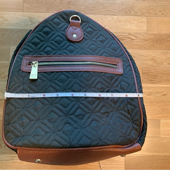 💥HOT BUY! ADRIENNE VITTADINI Quilted Nylon Duffle - Picture 10 of 11